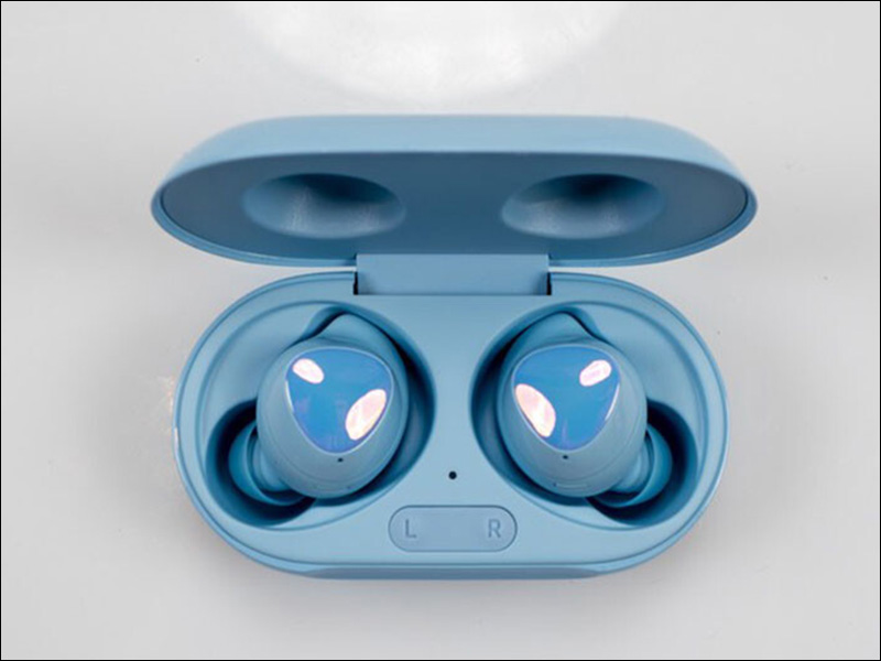 Thiết kế tiện lợi và sang trọng của Galaxy Buds+ không có sự thay đổi nhiều
